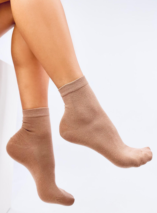 Șosete netede maro camel fără model