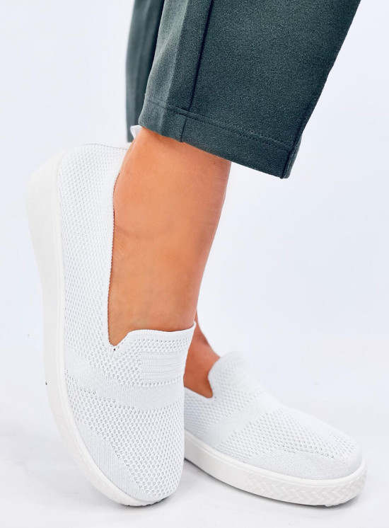 Teniși slip-on înălțați albi