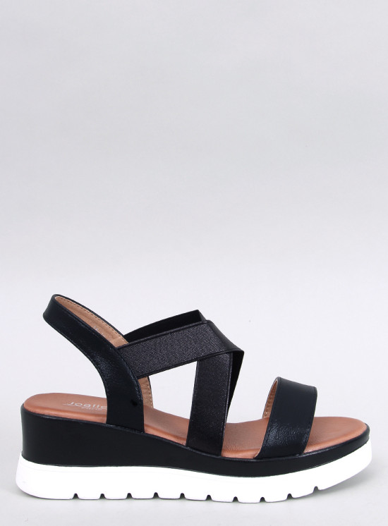 Sandale negre metalice cu toc