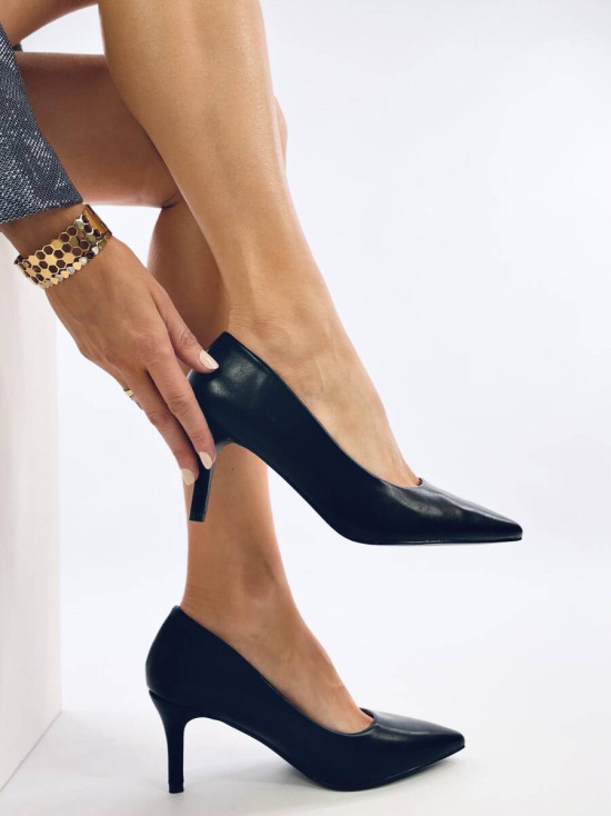 Pantofi stiletto clasice negri