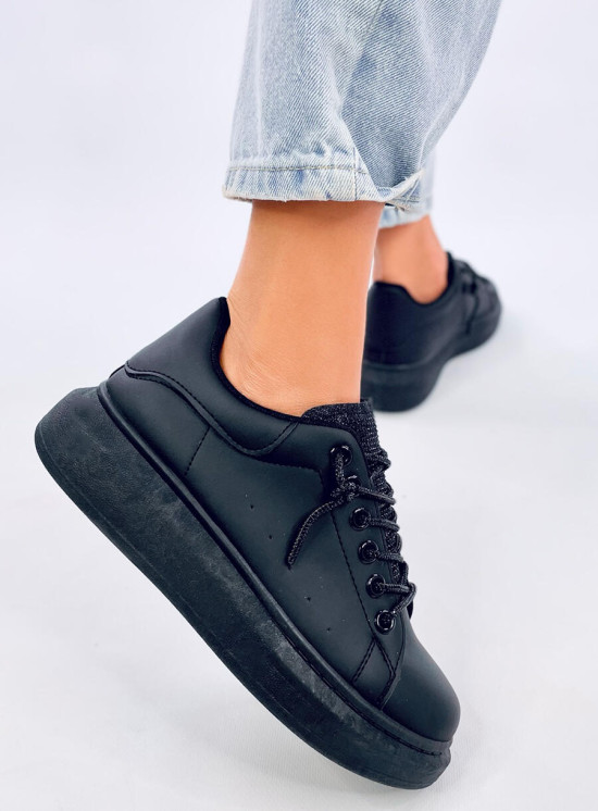 Adidași negri ALL BLACK