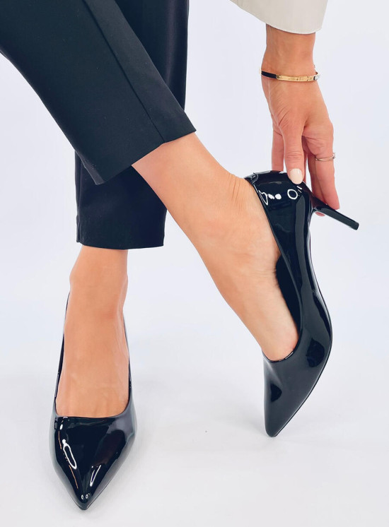 Stiletto lăcuite negre