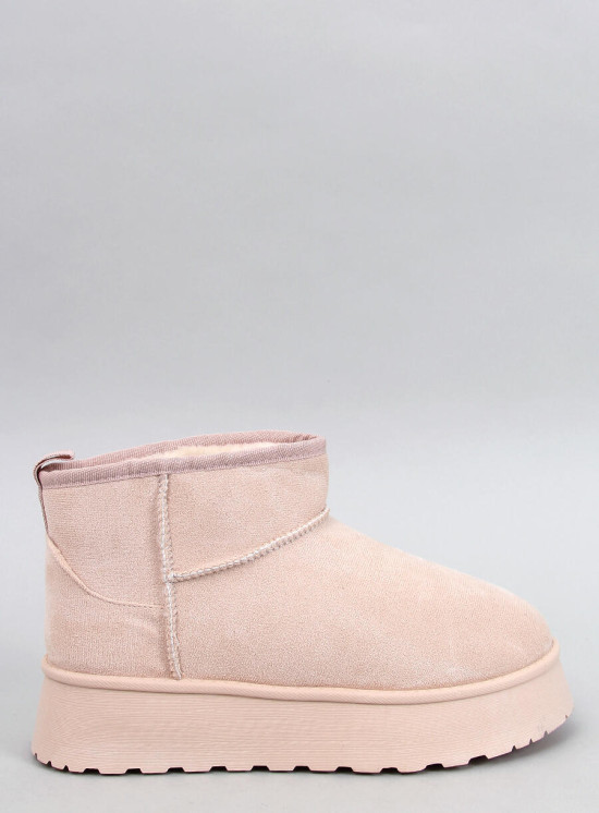 Ghete de zăpadă bej deschis pe platformă