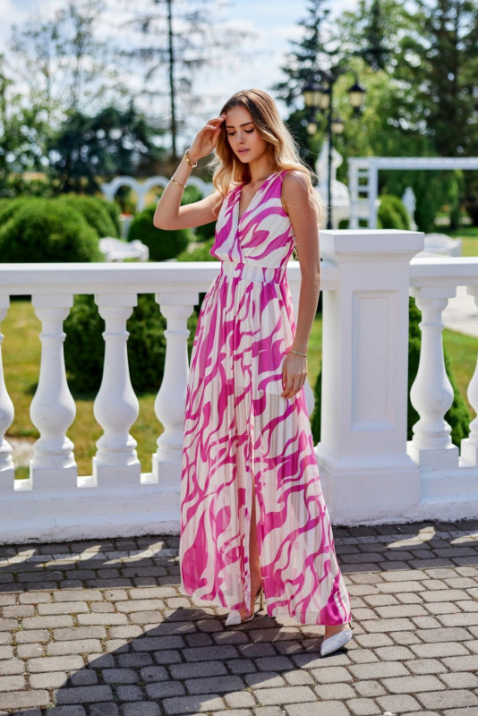 Rochie maxi din șifon cu model și decolteu petrecut