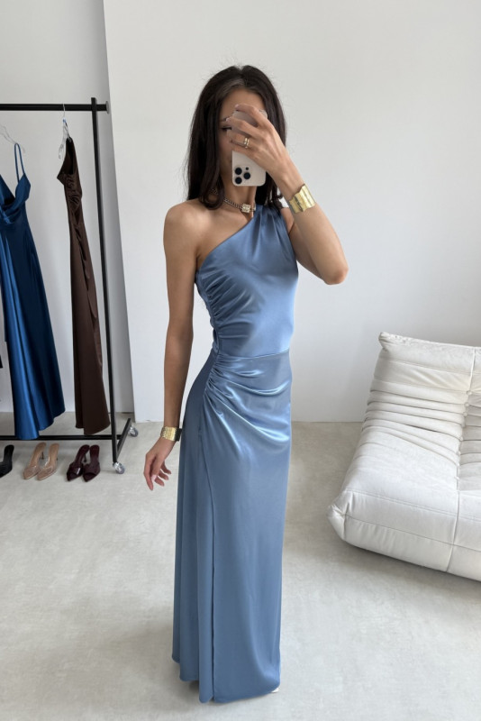Rochie maxi satinată pe un umăr, albastru denim
