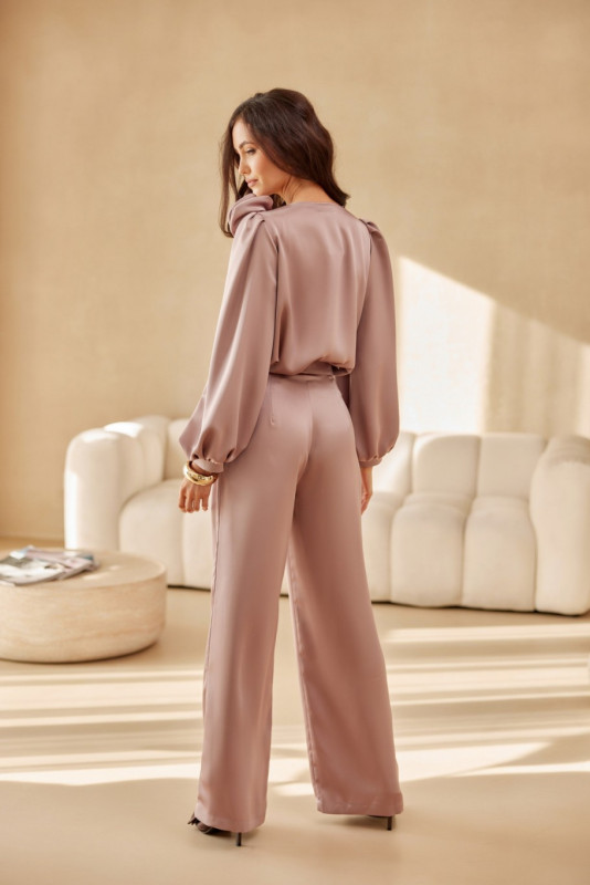 Pantaloni Elsa în nuanță cappuccino