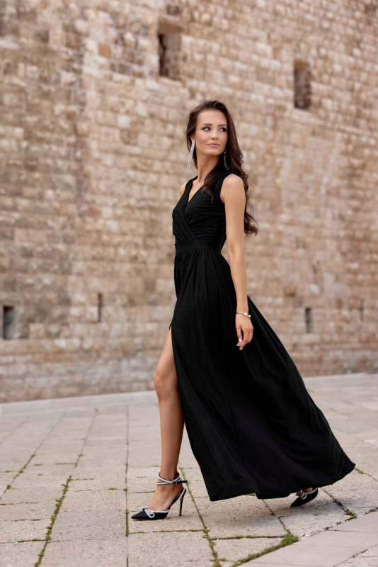 Rochie maxi brocart cu legare la spate – neagră