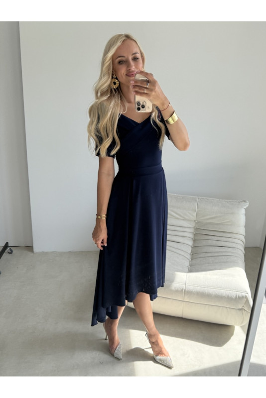 Rochie midi bleumarin cu decolteu asimetric