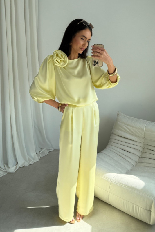 Pantaloni eleganți galbeni Elsa