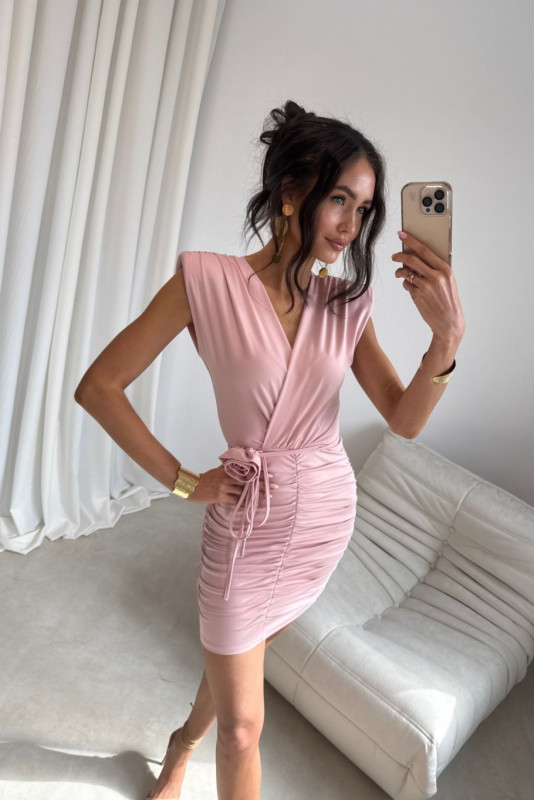 Rochie mini în nuanță roz pudrat