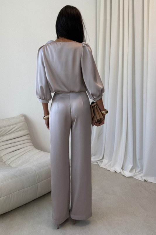 Pantaloni Elsa în nuanță bej deschis