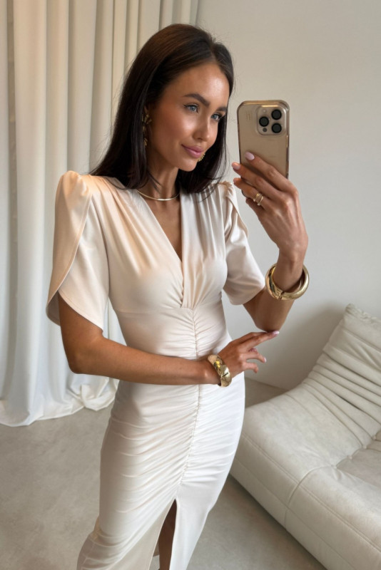 Rochie midi în nuanță de vanilie