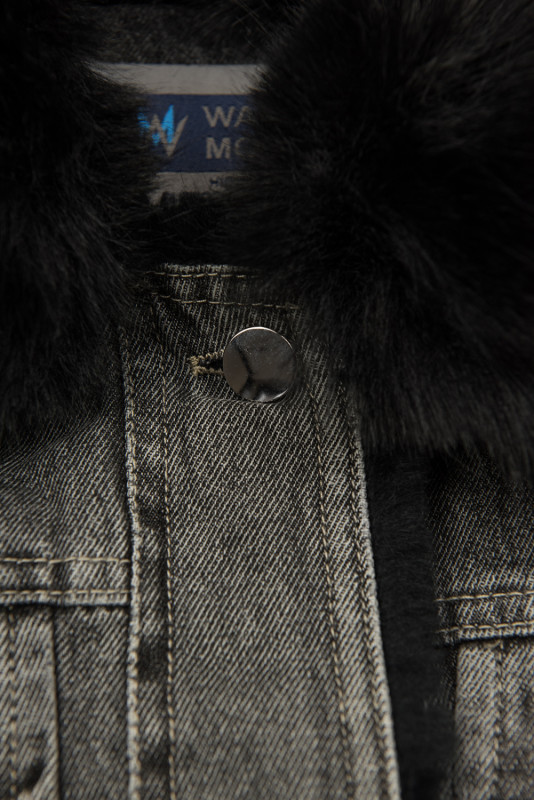 Jachetă gri denim cu blană neagră