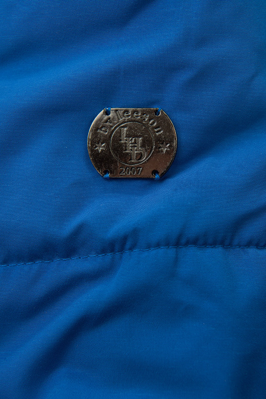 Geacă de iarnă albastru cobalt cu pluș gri