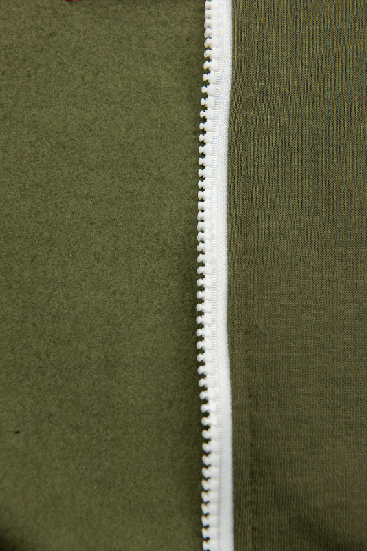 Hanorac kaki cu design sportiv