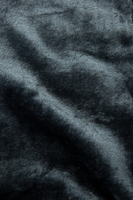 Geacă de iarnă matlasată neagră cu glugă detașabilă