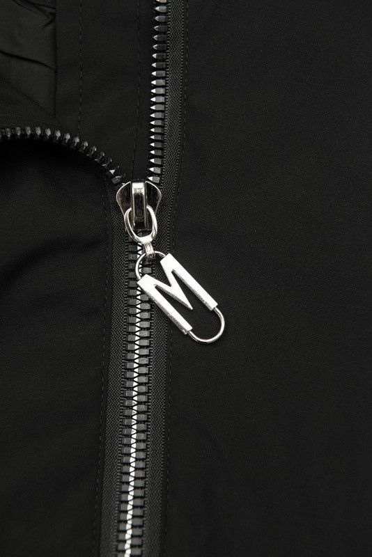 Parka elegantă pentru damă cu detalii aurii neagră