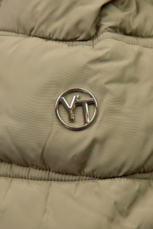 Geacă de iarnă cu curea maro deschis