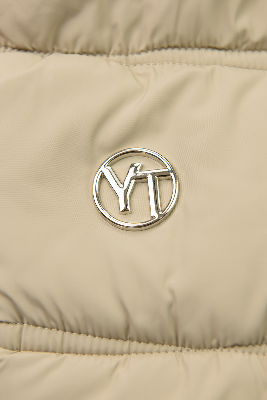 Geacă de iarnă cu curea bej