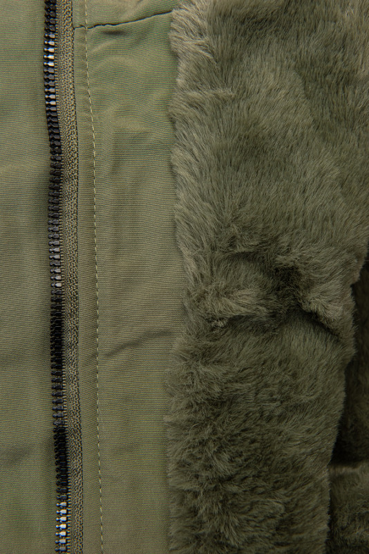 Parka verde măsliniu cu blană pe glugă