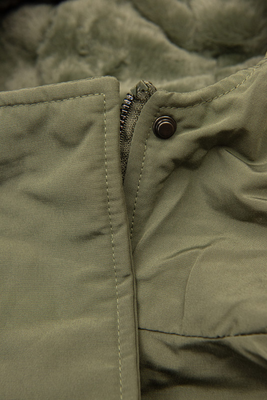 Parka verde măsliniu cu blană pe glugă