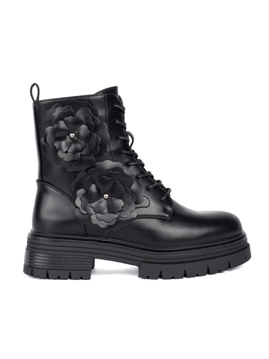 Botine negre căptușite cu flori