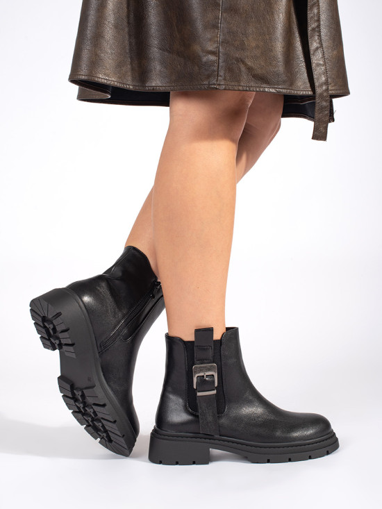 Botine negre pentru femei cu cataramă