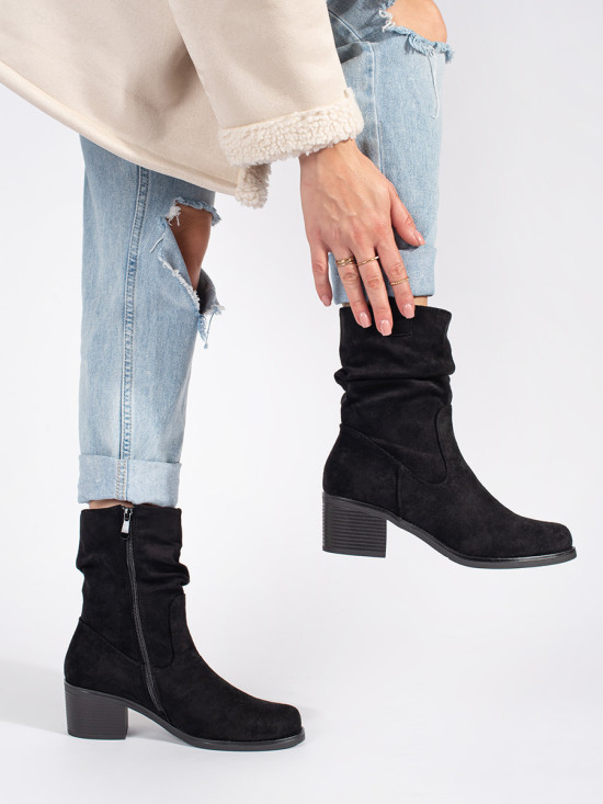 Botine negre pentru femei în stil cowboy cu guler plisat