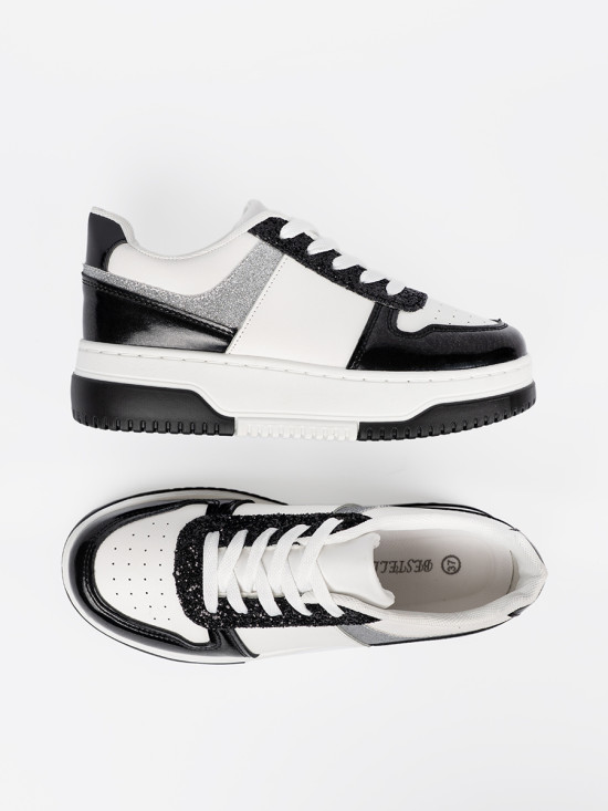 Sneakersi negri-albi cu detalii argintii strălucitoare