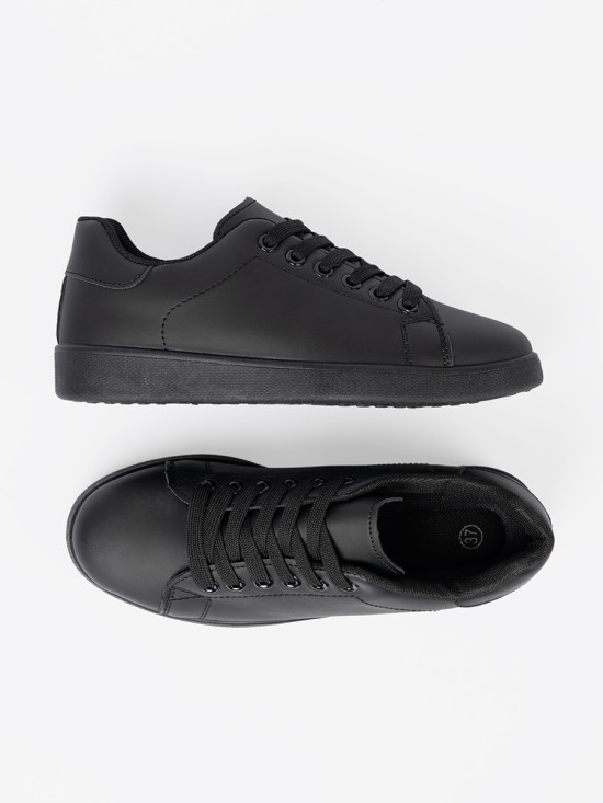 Sneakers negri cu finisaj mat