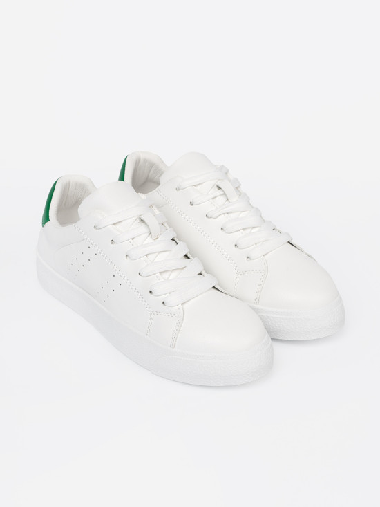 Sneakersi clasici albi cu accent verde