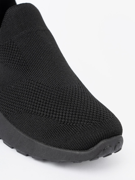 Adidași slip-on negri