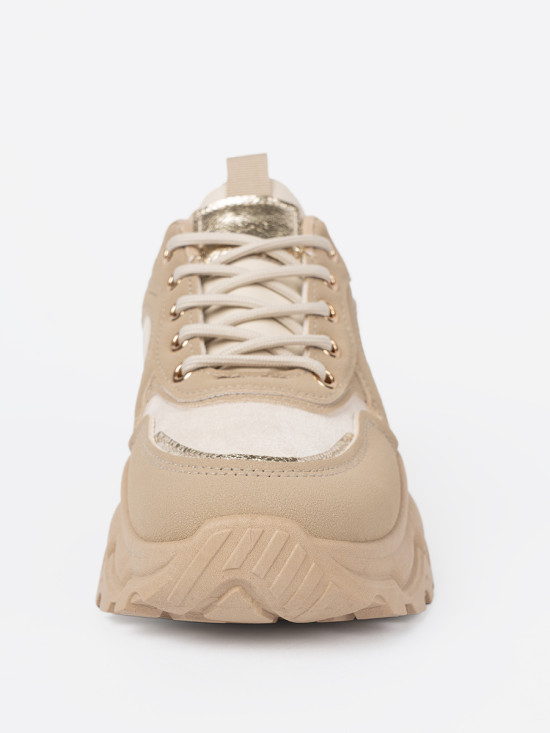Sneakersi bej cu inimă aurie decorativă