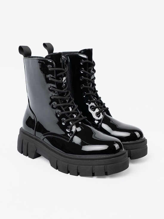 Botine negre lacuite cu talpă masivă
