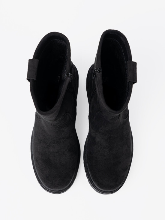Botine negre cu talpă masivă