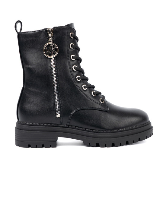 Botine negre stilate cu detalii metalice