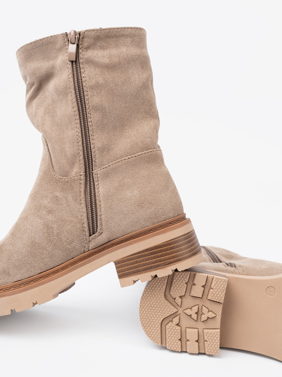Botine minimaliste bej din suede moale