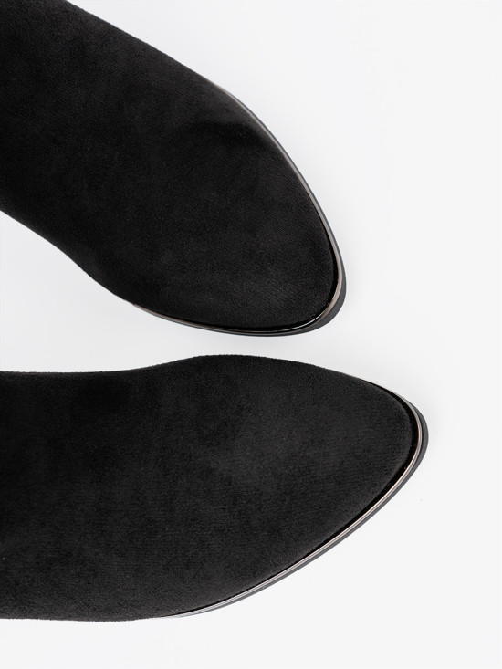 Botine negre din suede cu pliuri elegante
