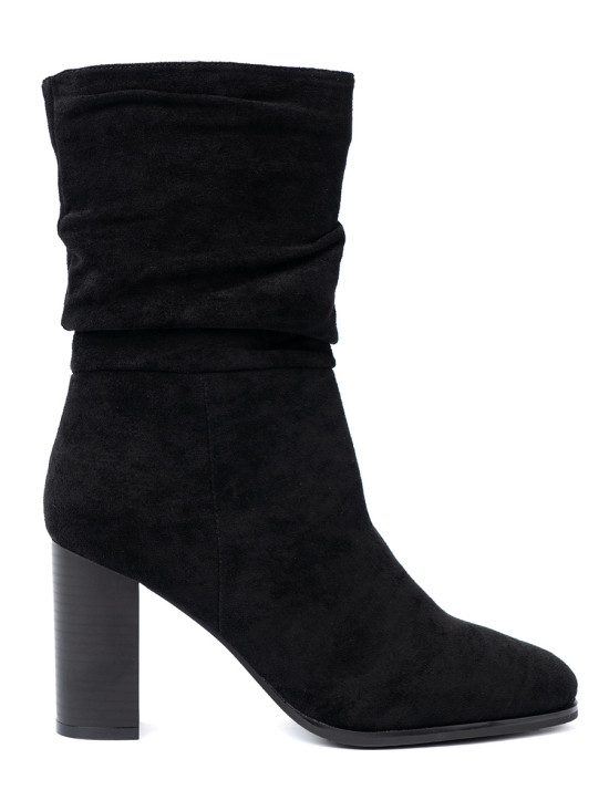 Botine negre cu toc și guler plisat