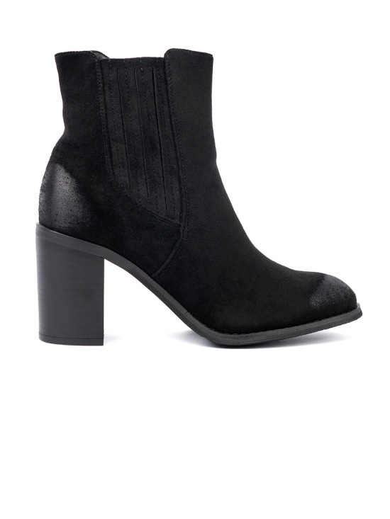Botine negre din suede pe toc înalt