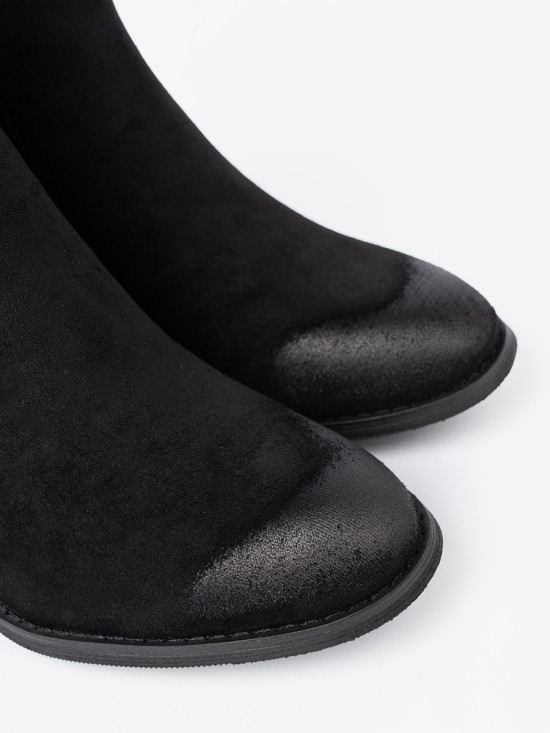 Botine negre din suede pe toc înalt