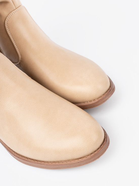 Botine bej confortabile cu pliuri