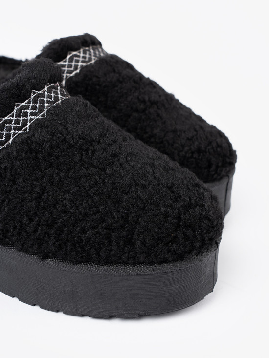 Cizme negre de zăpadă cu broderie decorativă