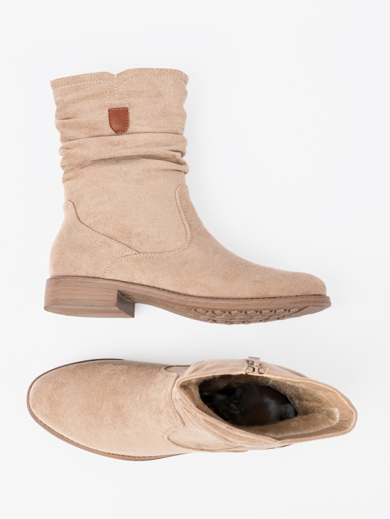 Botine bej cu guler plisat