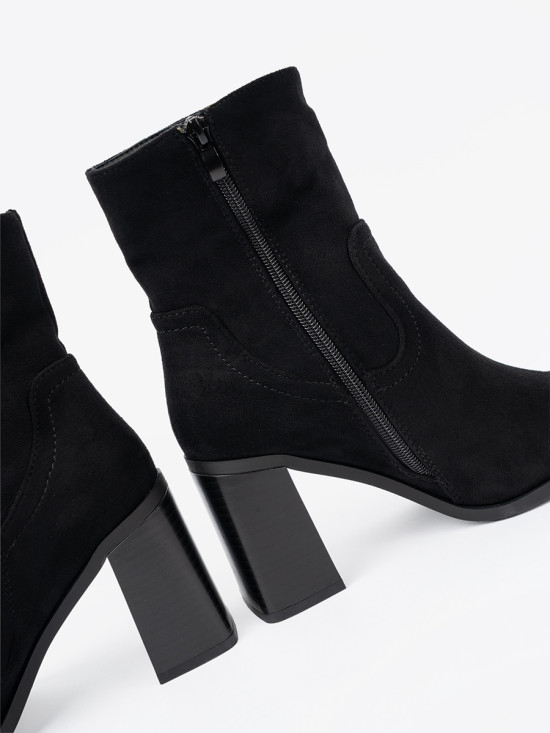 Botine negre cu toc