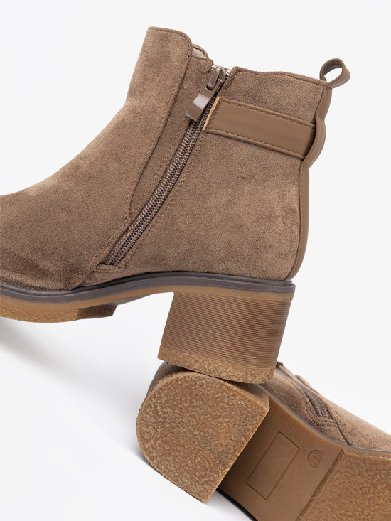 Botine bej elegante cu toc confortabil