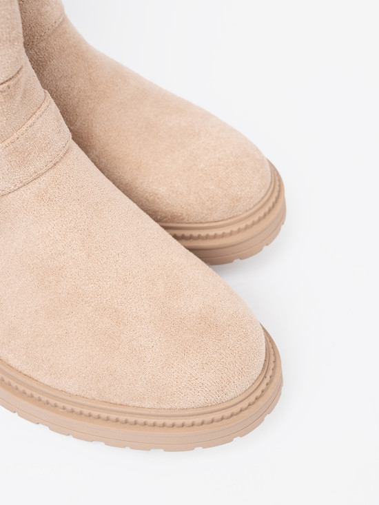 Botine bej elegante cu catarame decorative