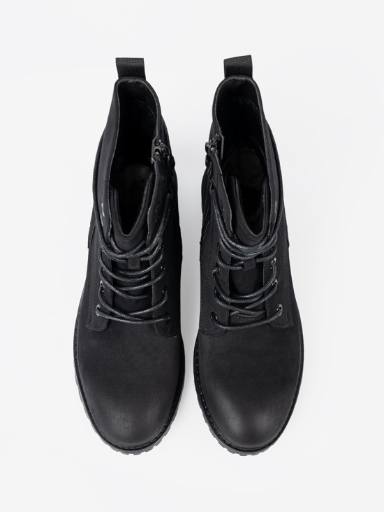 Botine negre la modă cu șnur decorativ