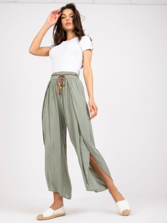 Pantaloni khaki stilati cu talie înaltă