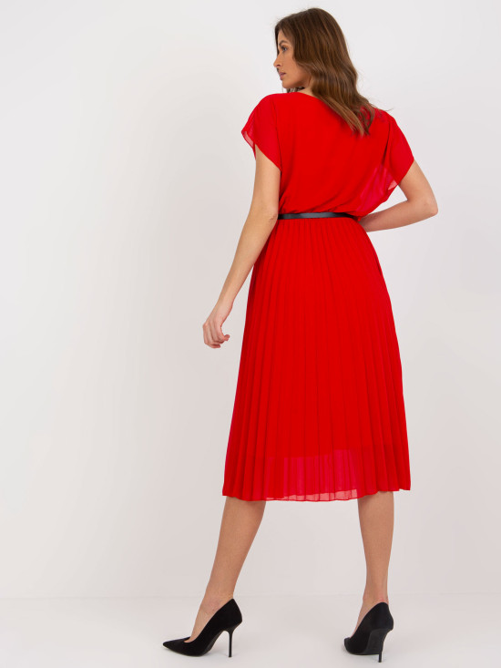 Rochie midi plisată roșie cu curea